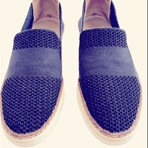 UGG Sammy Knit Women’s Slip On Black Sneaker Size 5